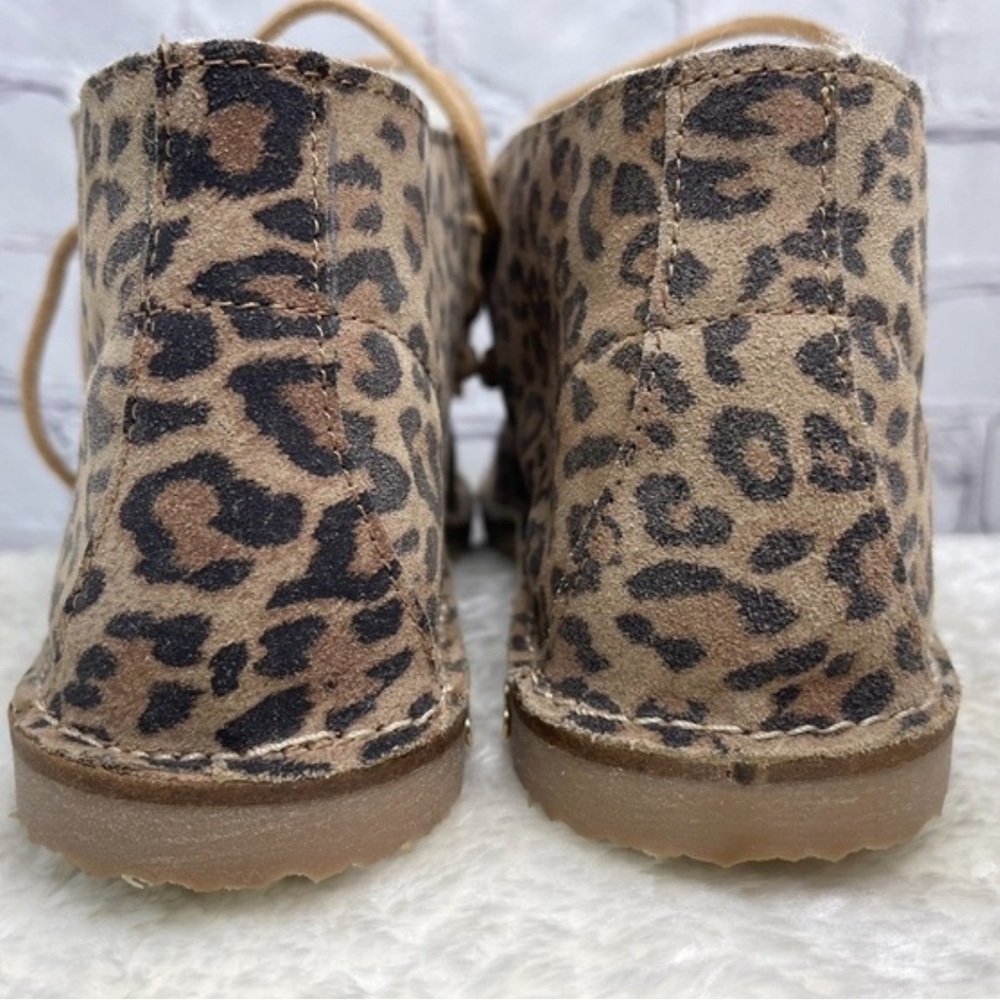 New Beek Penguin Genuine Shearling Lined Leopard Chukka Booties Size 7 - Picture 5 of 8